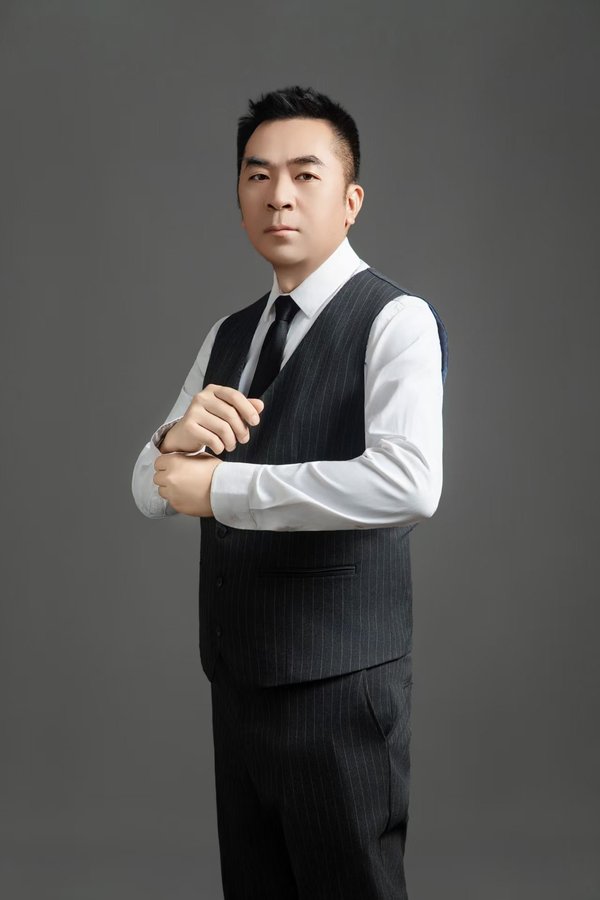 施忠华